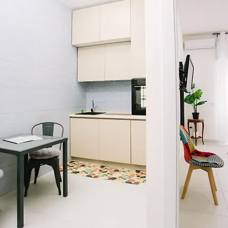公寓 Delizioso Bilocale Con Parcheggio A Due Passi Dalla Reggia